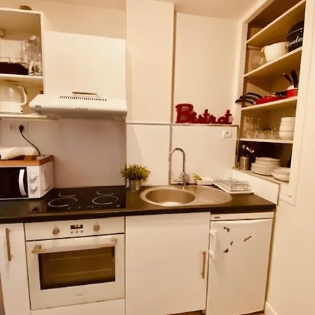 Bright Duplex 50m From The Port Of Apartment